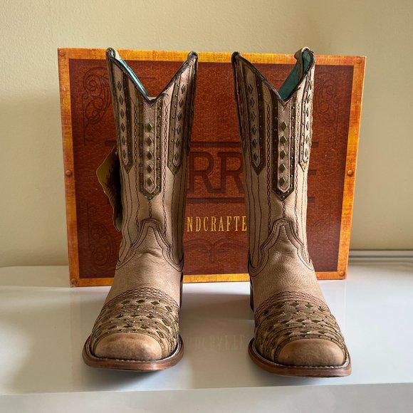 Corral Tan and Brown Heeled Boots - Picture 3 of 9